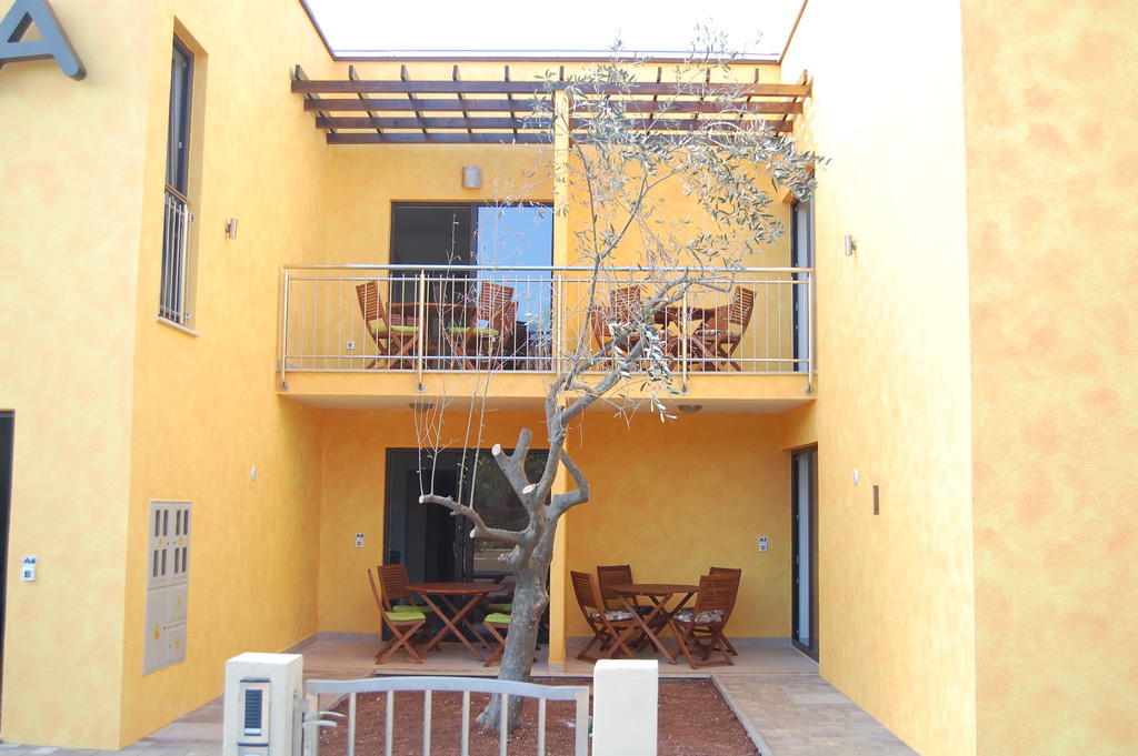 Alpa Apartment *